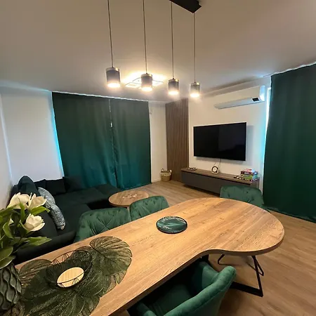 Luxury Братислава